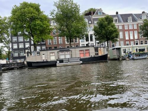  Houseboat Amstel River Studio, Ferienwohnung in Amsterdam