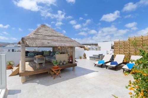beranda/teres, Ocean Pebbles, The Sound of the Sea in Punta Mujeres