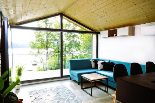Сад, Wyspa Ciernie - Dom nad jeziorem z sauną i jacuzzi (Wyspa Ciernie - Dom nad jeziorem z sauna i jacuzzi) in Prostki