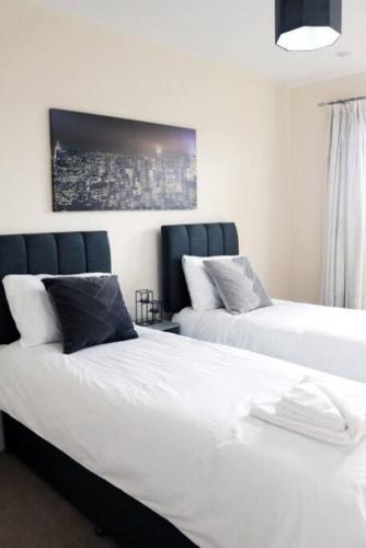 2 bed flat near Milton Keynes city centre