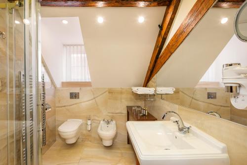 Superior Double Room image 2