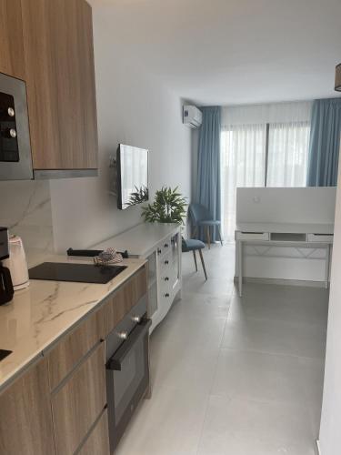 Estepona - Playa - Estudio con terrazas cerca del mar Pa6 in ปลายา เดล ซอล บียากานา