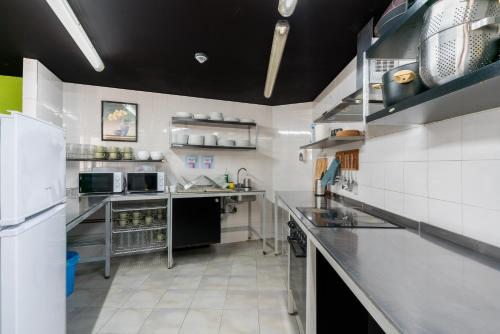 Ganbara Hostel - Self Check In, Bilbao (photo 6)