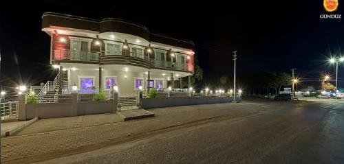 Geyi̇kli̇ Sunshi̇ne Hotel