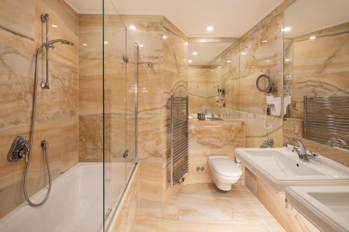 Iron Gate Hotel & Suites Prague by BHG - image 4