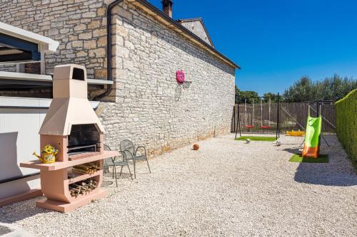Holiday Home image 8