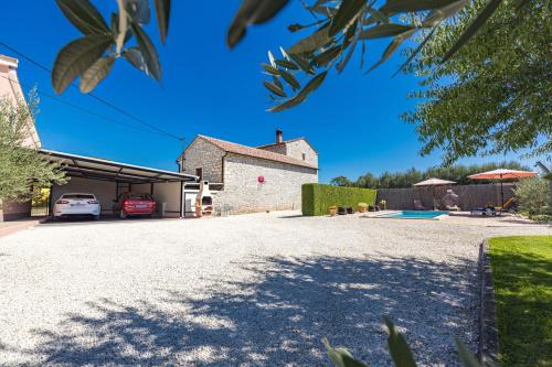 Holiday Home image 2