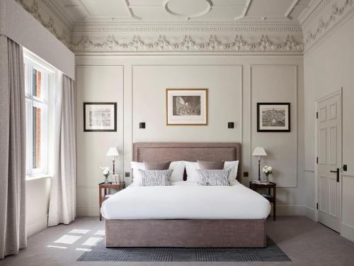 11 Cadogan Gardens, The Apartments and The Chelsea Townhouse by Iconic Luxury Hotels