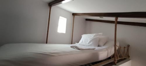 Boutique Eptalofos 15min from airport and sea, Attica