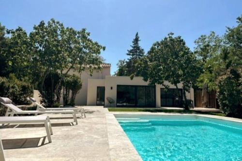 Villa avec Piscine et Spa - Accommodation - Vinassan
