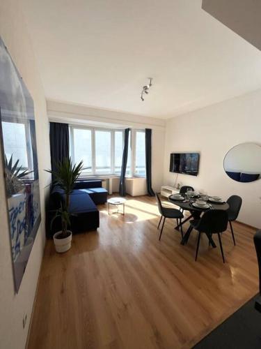 Amazing flat-Center of Brussels, Брюссель (фото 6)