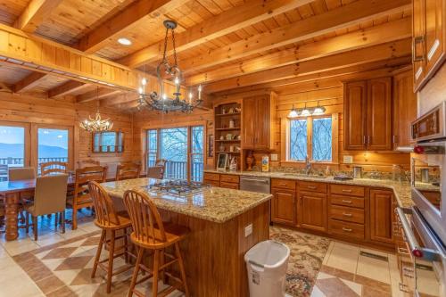 Elk Ridge Lodge in Banner Elk, USA