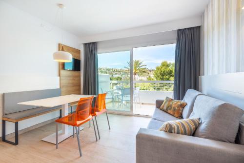 Casablanca Apartments, Santa Ponsa 1