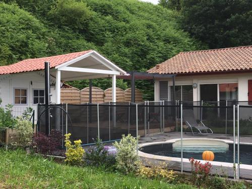 gîte au Pays Basque entre mer et montagne (gite au Pays Basque entre mer et montagne) in Villefranque