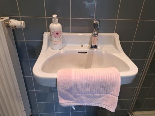 B&B Pickery - image 14