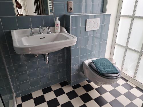 B&B Pickery - image 11