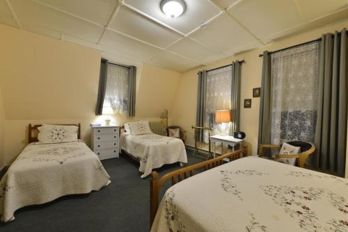 490311778 The Brandon Inn