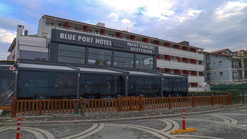 Blue Port Hotel - Photo 3 in Burhaniye, Türkiye