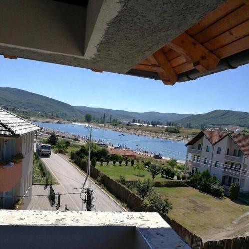 Apartment in Mitrovicë, Kosovë (Apartment in Mitrovice, Kosove) in Obilić
