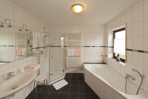 Bathroom, Sindersdorfer Hof in Hilpoltstein