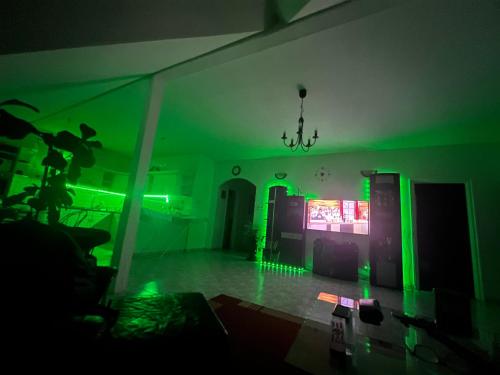 Gabe's Nest · Üröm