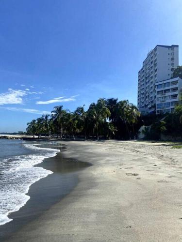 Apartamento con playa privada en Santa Marta