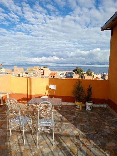 Balcony/terrace, Hostal Puerto Alegre in Copacabana