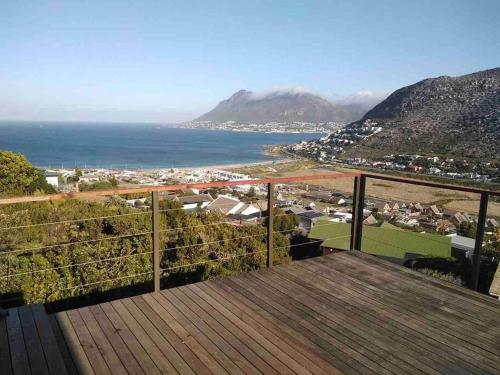 Modern mountainside home with ocean view - Minimal load shedding