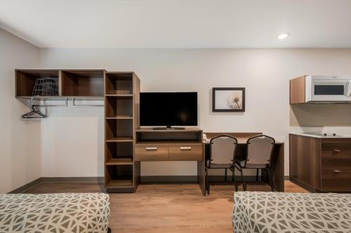 WoodSpring Suites Bellflower - Los Angeles in Bellflower, USA