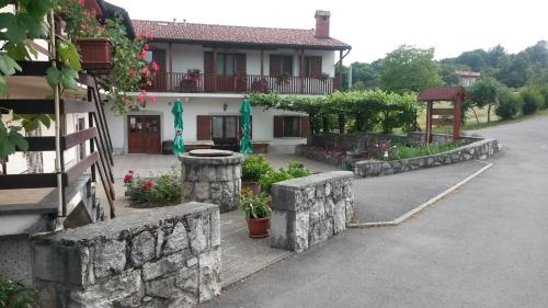 Accommodation in Divača