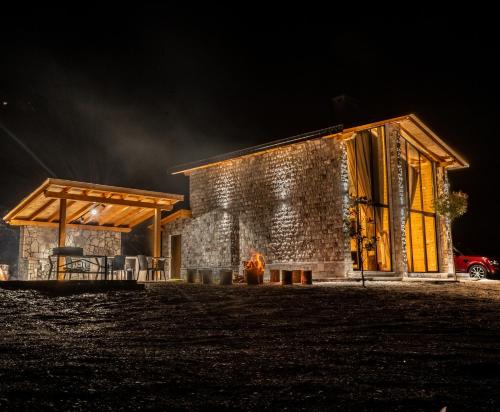 Villa Ujëvara e vogël (Villa Ujevara e vogel) in Theth