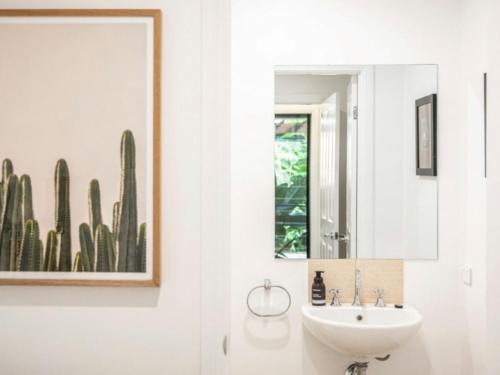 Apartment image 7