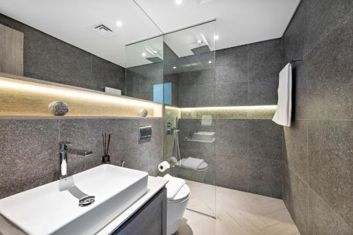 VayK - Modern Two Bedroom with Private Plunge Pool - image 2