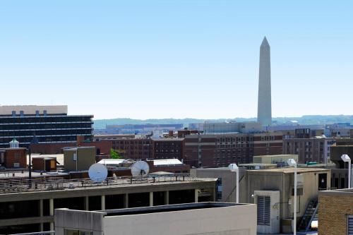 Foggy Bottom 1BR w Gym Rooftop Doorman WDC-28 Foggy Bottom 1BR w Gym Rooftop Doorman WDC-28