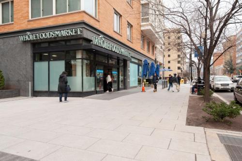 Foggy Bottom 1BR w Gym Rooftop Doorman WDC-28 Foggy Bottom 1BR w Gym Rooftop Doorman WDC-28