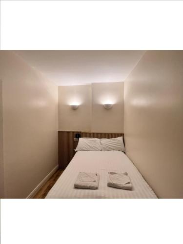 Exhibition Court Hotel 4 - image 9