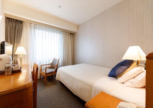 Standard Single Room - Non-Smoking image 10