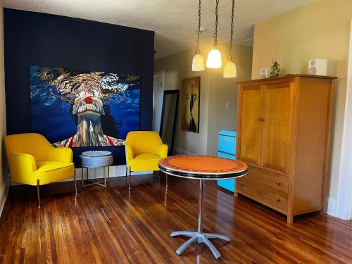 Hollingsworth Guest House With Pool in Lakeland