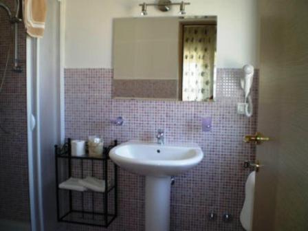 Bathroom, Conero Ranch in Porto Recanati