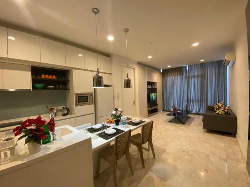KLCC Sky Villa Suites Platinum - image 5