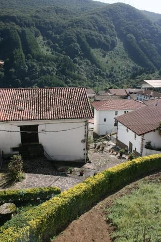 A környék, Gartzinea, amplia y preciosa vivienda rural in Ezkurra