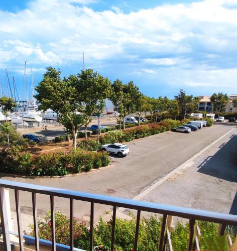 APPARTEMENT DE VACANCES A LA MER DANS RESIDENCE SECURISEE