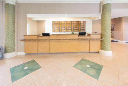 La Quinta by Wyndham Tampa Brandon Regency Park in Brandon, USA
