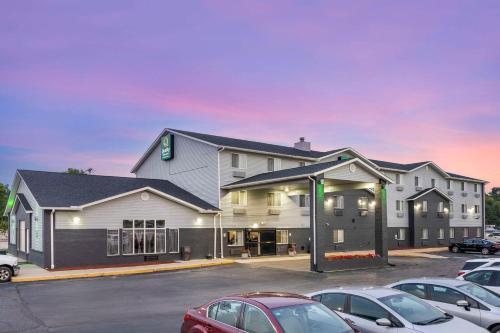 Quality Inn & Suites Delaware