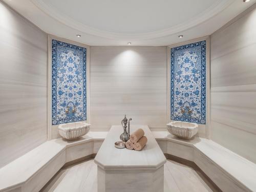 Gyógyfürdő, Selectum City Ataşehir in Atasehir