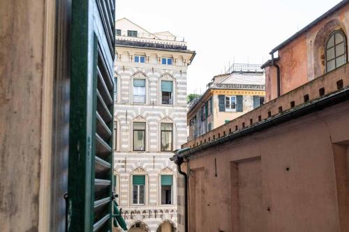 La Piazzetta Rooms - Tap to explore photos