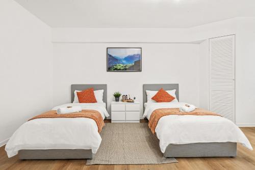 2 Zimmer Apartments, 4 Betten, vollmöbliert,zentrale Lage am S-Bahnhof, Berlín (foto 7)
