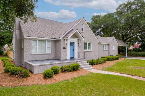 Palmetto Grove Walk to Shem Creek Mins to Dwtn Palmetto Grove Walk to Shem Creek Mins to Dwtn