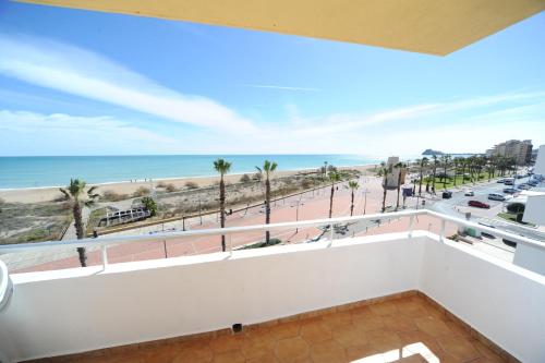 Apartment with Sea View image 10