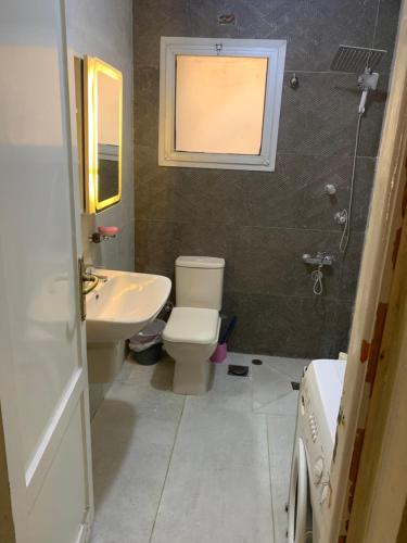 Private Room in Apartment at Rehab City غرفة خاصة في شقة بمدينة الرحاب - Tap to explore photos